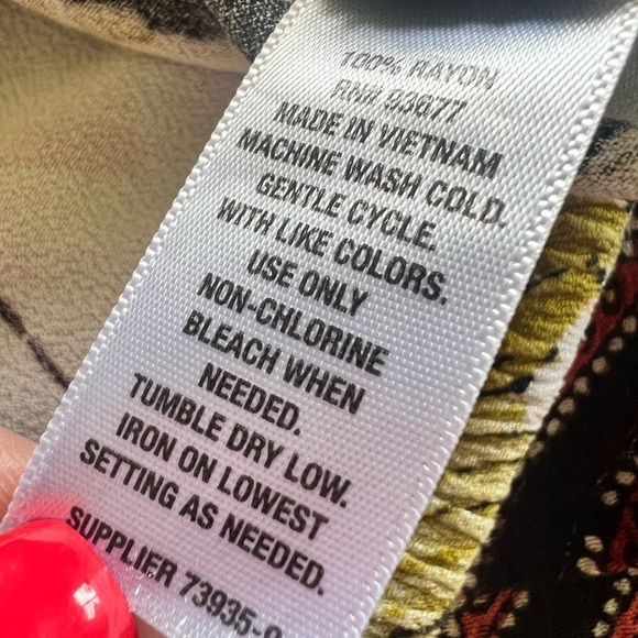 a.n.a Black Floral Crop Blouse Off Shoulder Festival Trendy Sexy Casual Chic - Picture 10 of 10